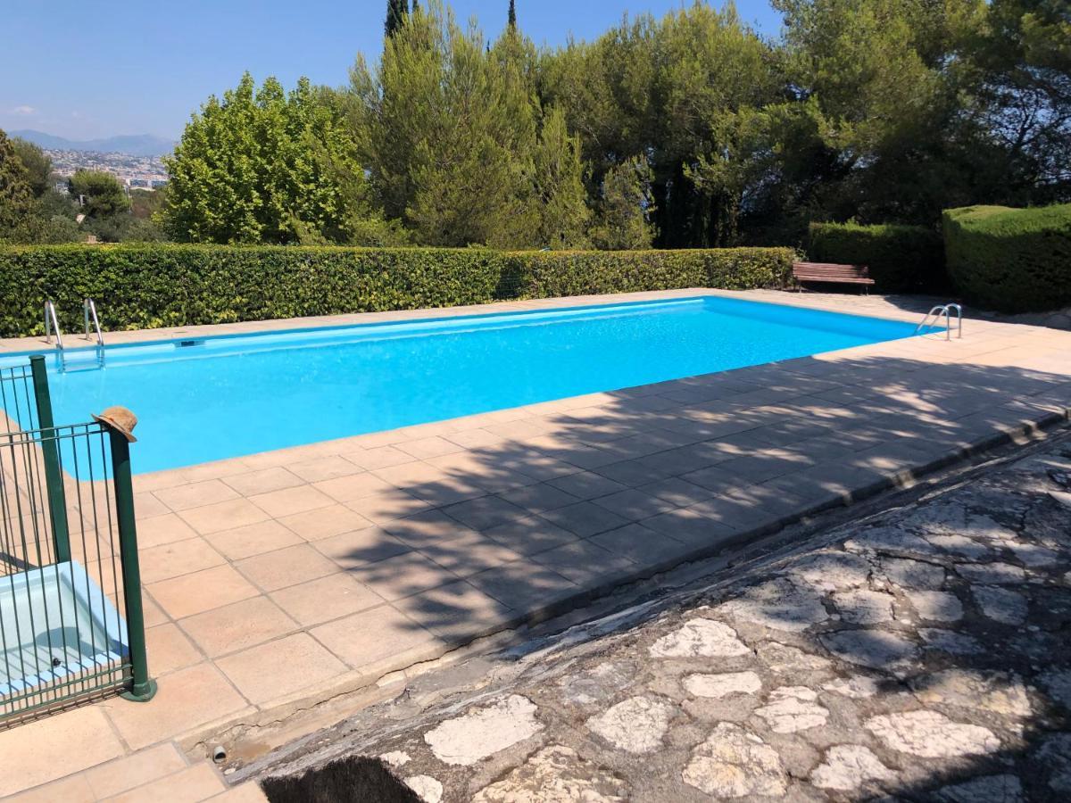 Beau Calme Proche De La Piscine Tennis Appartement *