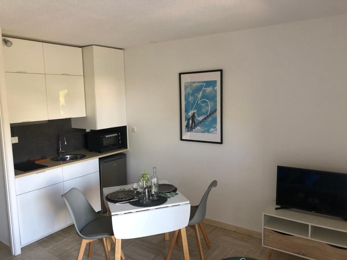 Apartment 2 Personnes Calme Proche De La Piscine Tennis Villeneuve-Loubet